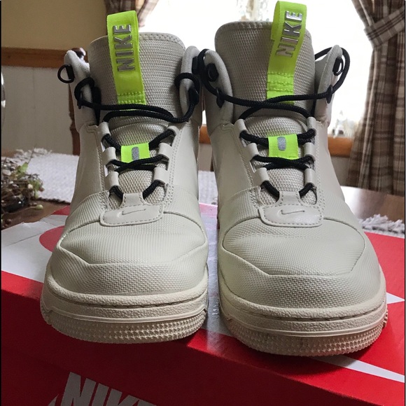 Nike Path winter Boots - Picture 2 of 6